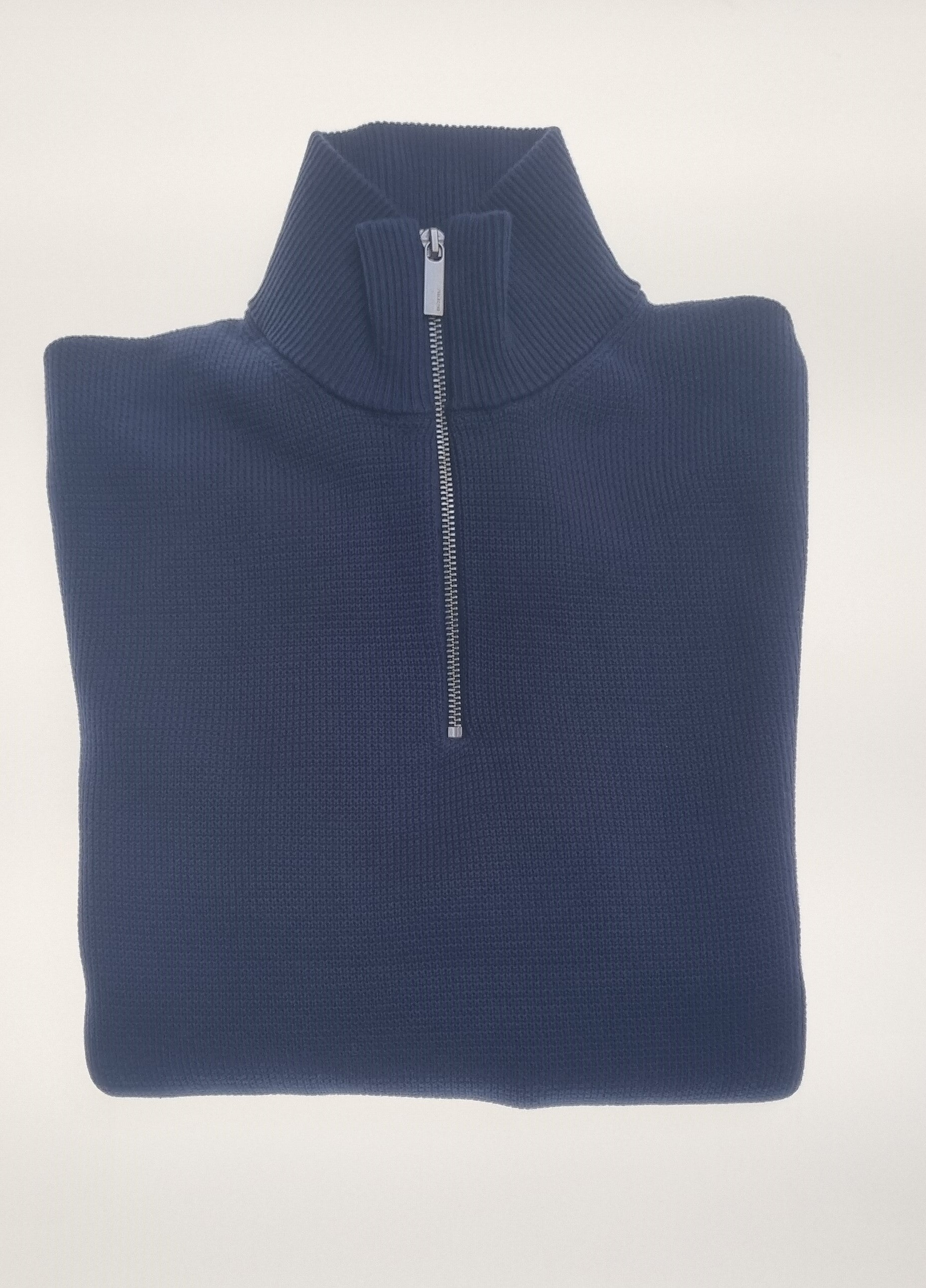 Selected Dane Half Zip jumper combines refined style with functional design. Perfect for layering or standalone wear, this knitwear essential offers a polished yet relaxed look. With its sleek half-zip detail and versatile fit, it’s ideal for casual and smart-casual occasions alike.