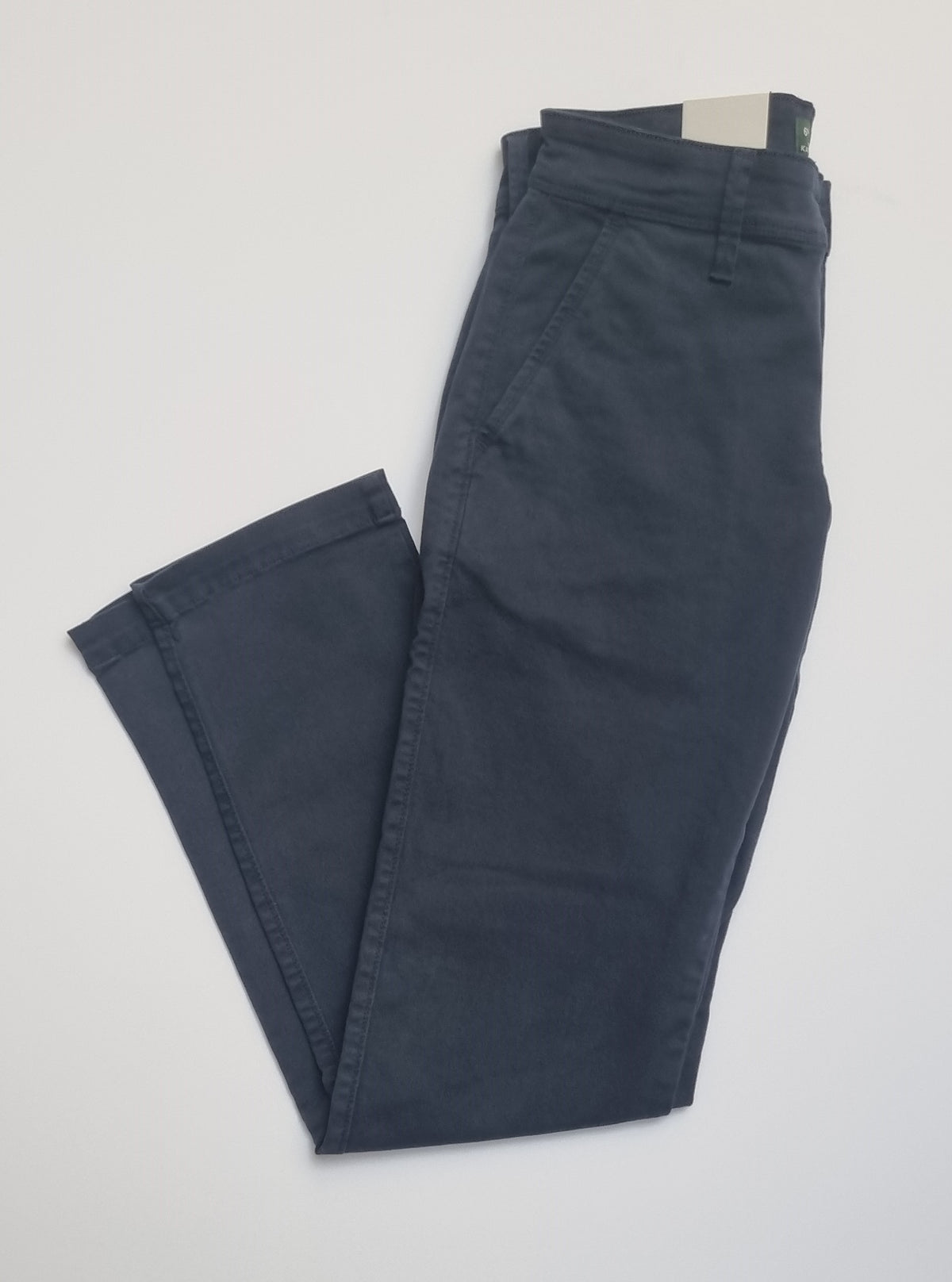 Sixth Sense Kansas Chino&amp;nbsp;is the perfect blend of comfort and style, designed for versatile casual wear. Made from premium cotton, these chinos offer a soft, breathable fit that’s ideal for all-day wear.