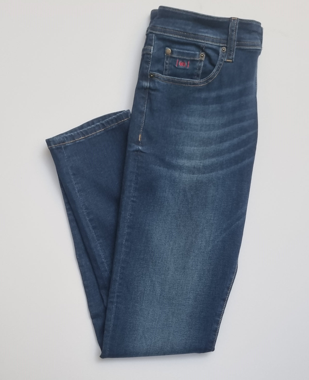 Sixth Sense Nevada Mid Wash Jeans&amp;nbsp;deliver timeless style with a modern twist. Crafted from premium denim, these jeans feature a versatile mid-wash finish that works effortlessly for both casual and smart-casual outfits.