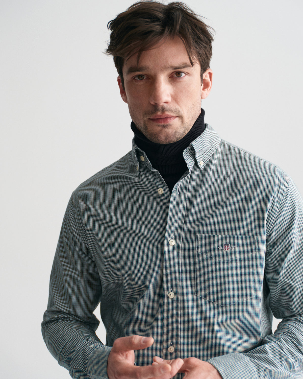 Gant Gingham Shirt is a classic wardrobe essential, combining timeless design with premium craftsmanship. Made from high-quality cotton,