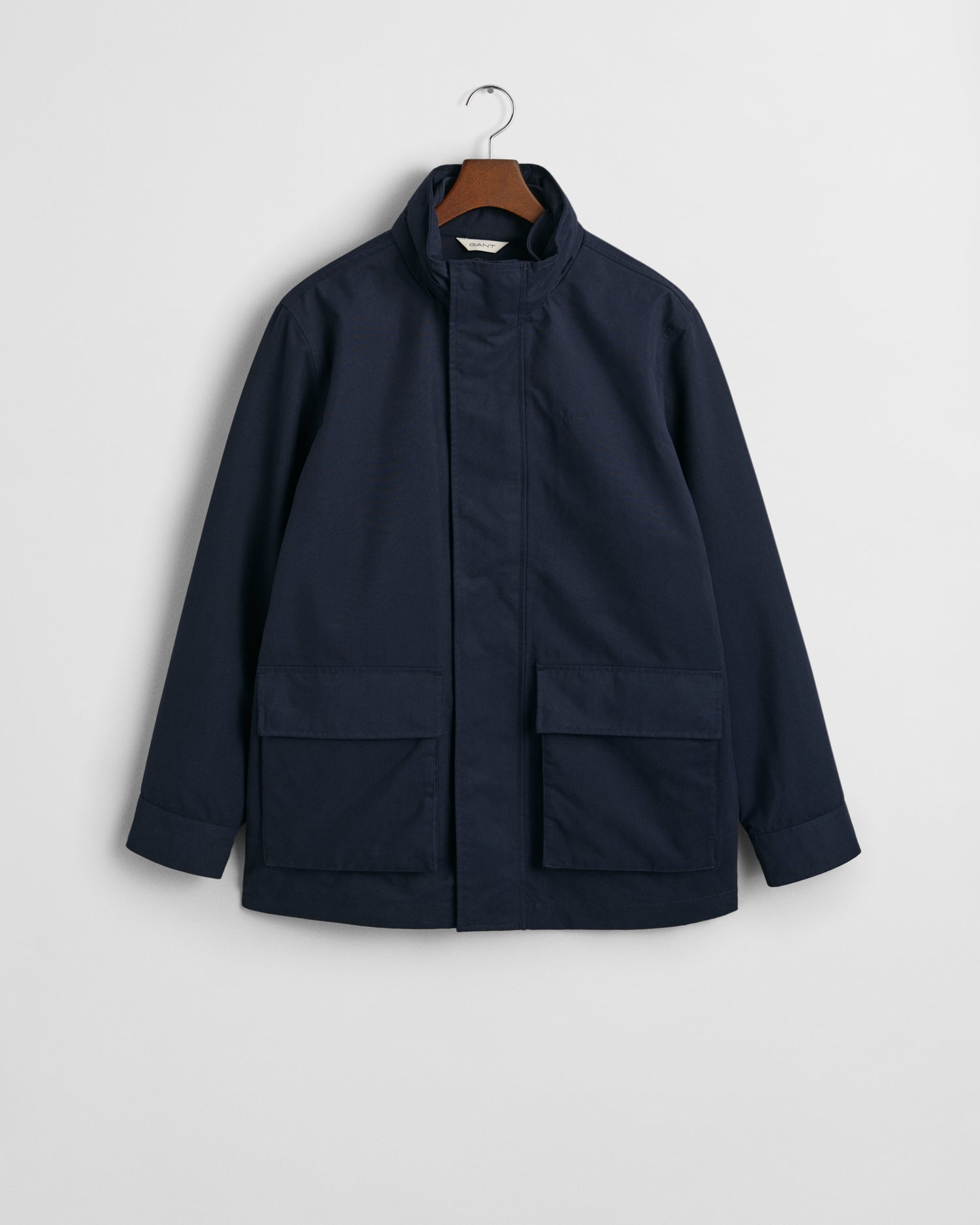 Crafted in a diamond quilting structure, this Quilted Windcheater Jacket features recycled polyester padding and is treated with a water-repellent finish. Design details include a one-way zipper at the front, snap buttons at the collar, slanted welt side pockets and an elasticated hem and cuff with a press button adjuster.