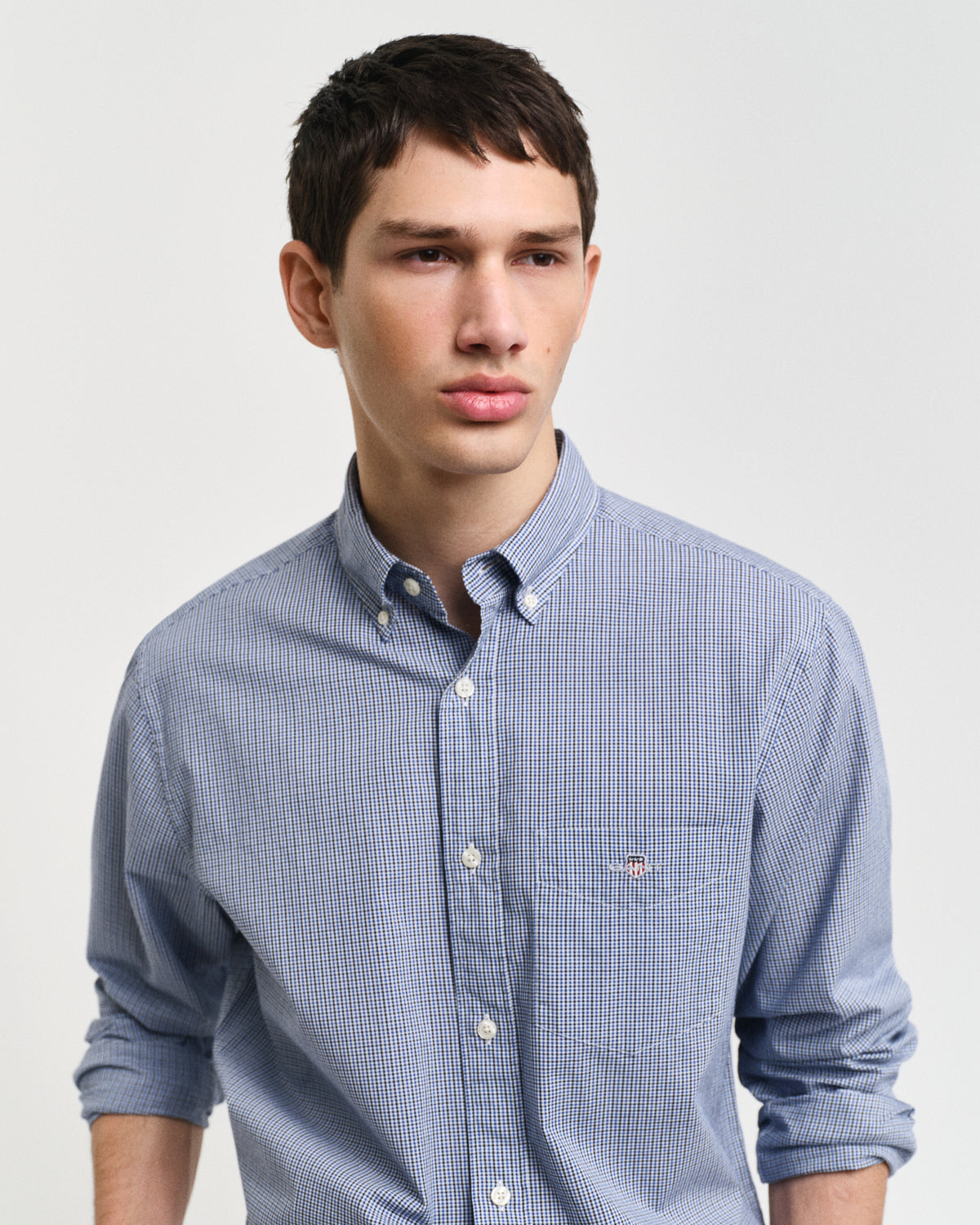 Gant Gingham Shirt is a classic wardrobe essential, combining timeless design with premium craftsmanship. Made from high-quality cotton,