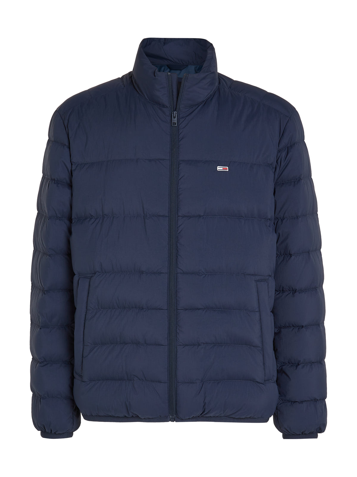  Tommy Jeans Packable Down Jacket. Designed with lightweight down insulation, this jacket provides exceptional warmth while remaining effortlessly packable, making it perfect for travel or on-the-go use. 